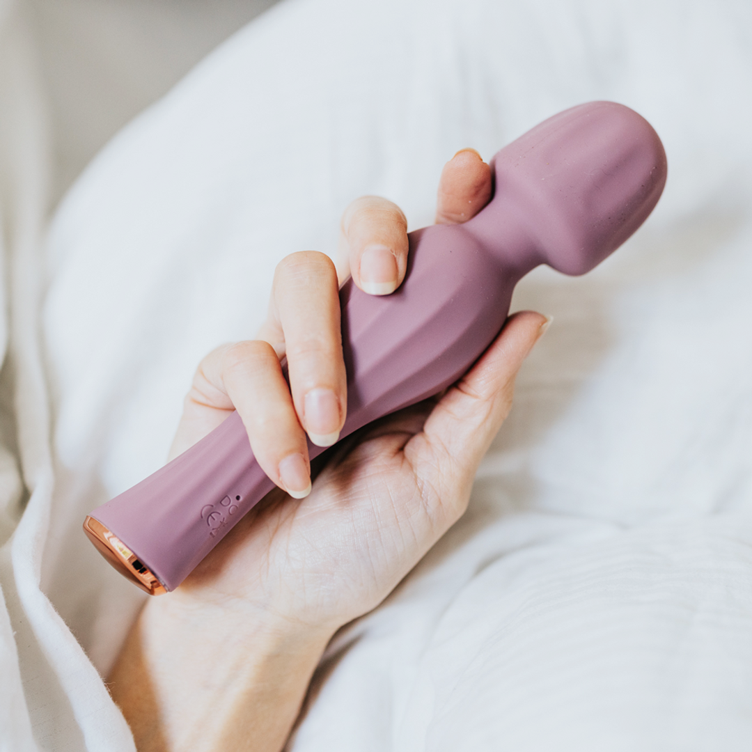 Masajeador wand Hyacinth 20.3 cm – morado | My Own Filo