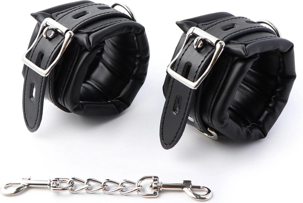 Manette Cuffs with chain – nera | Fetish Fever