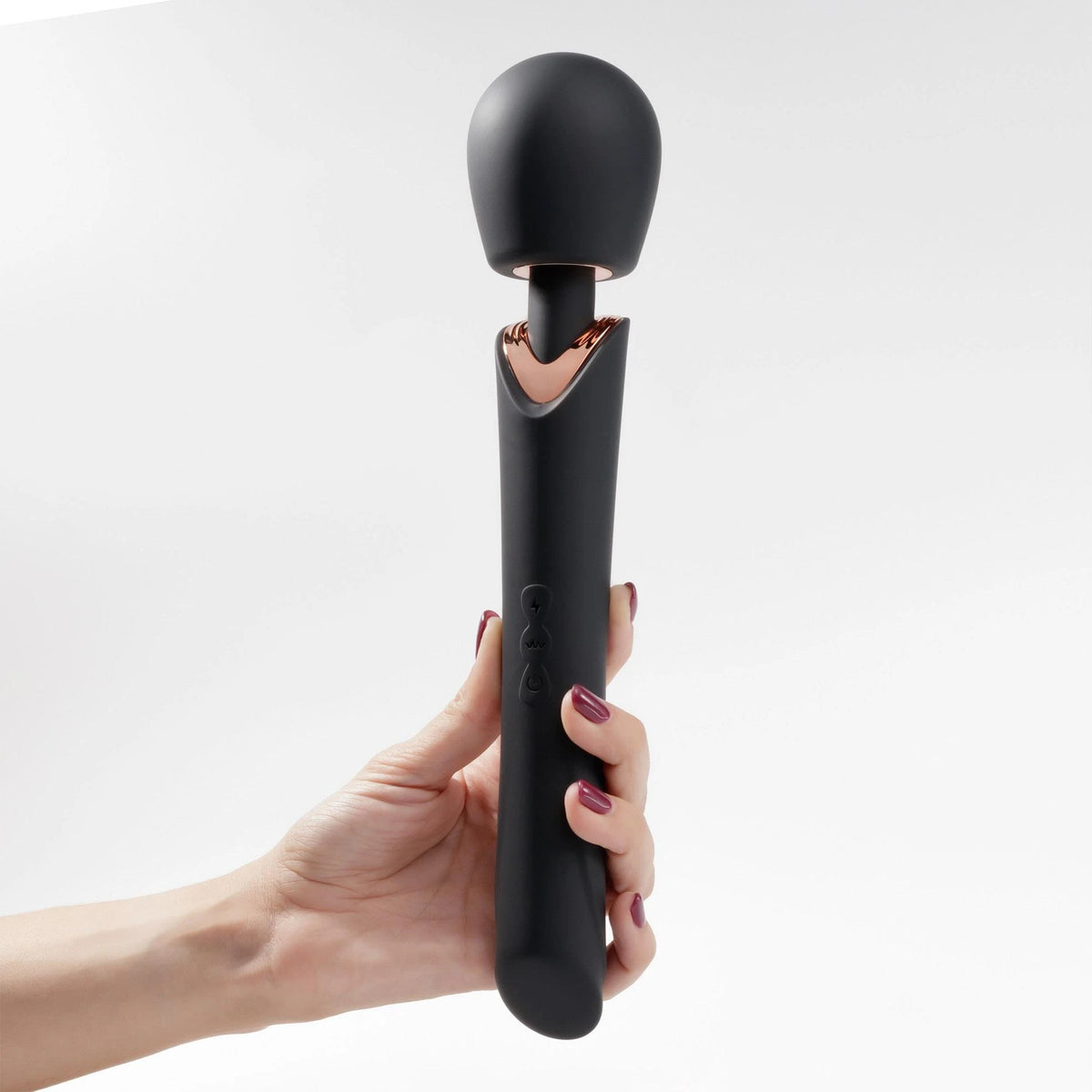 Massajador wand Holly 10 funções – recarregável, preto | Crushious