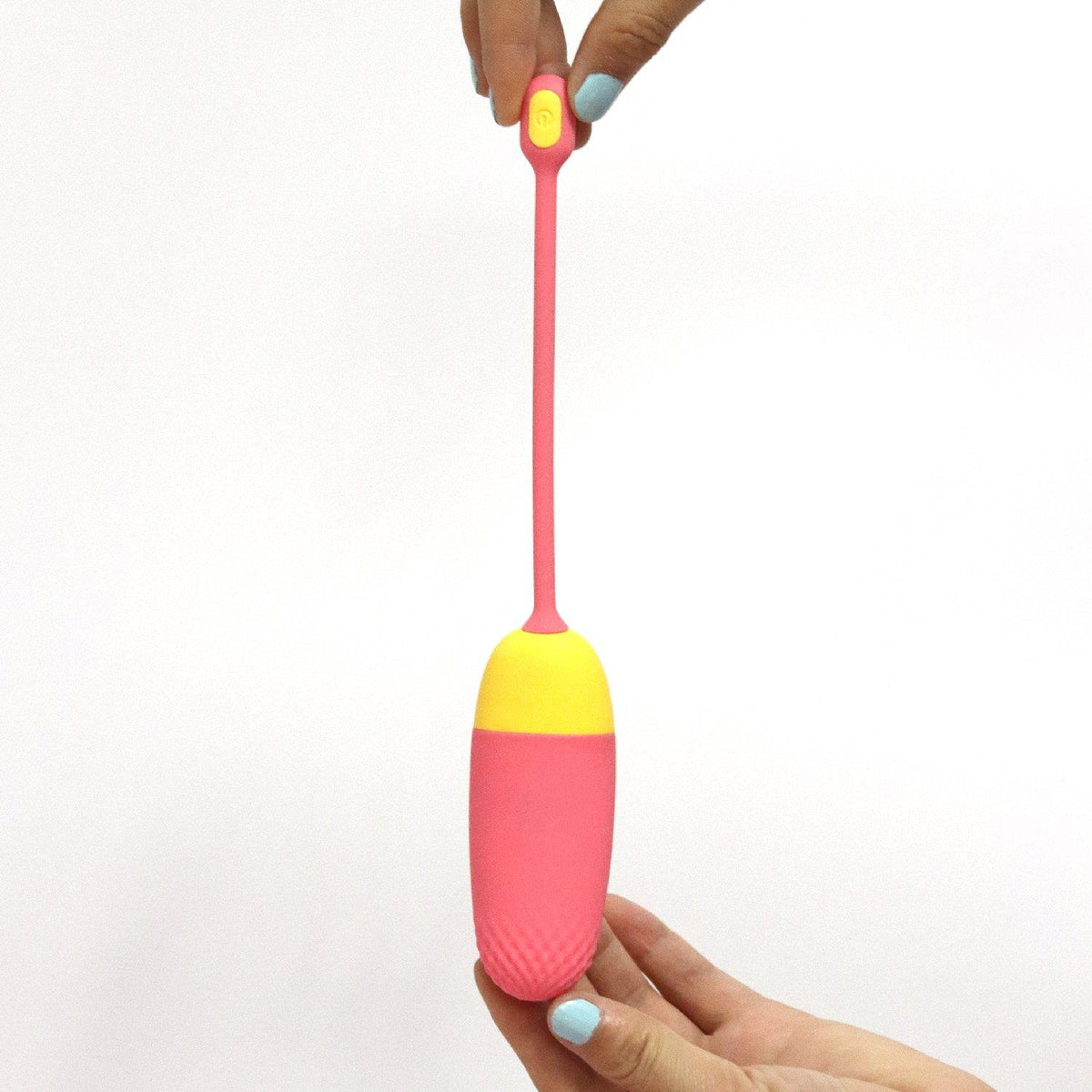 Vibrating egg Vini Controlled – rechargeable, orange | Magic Motion