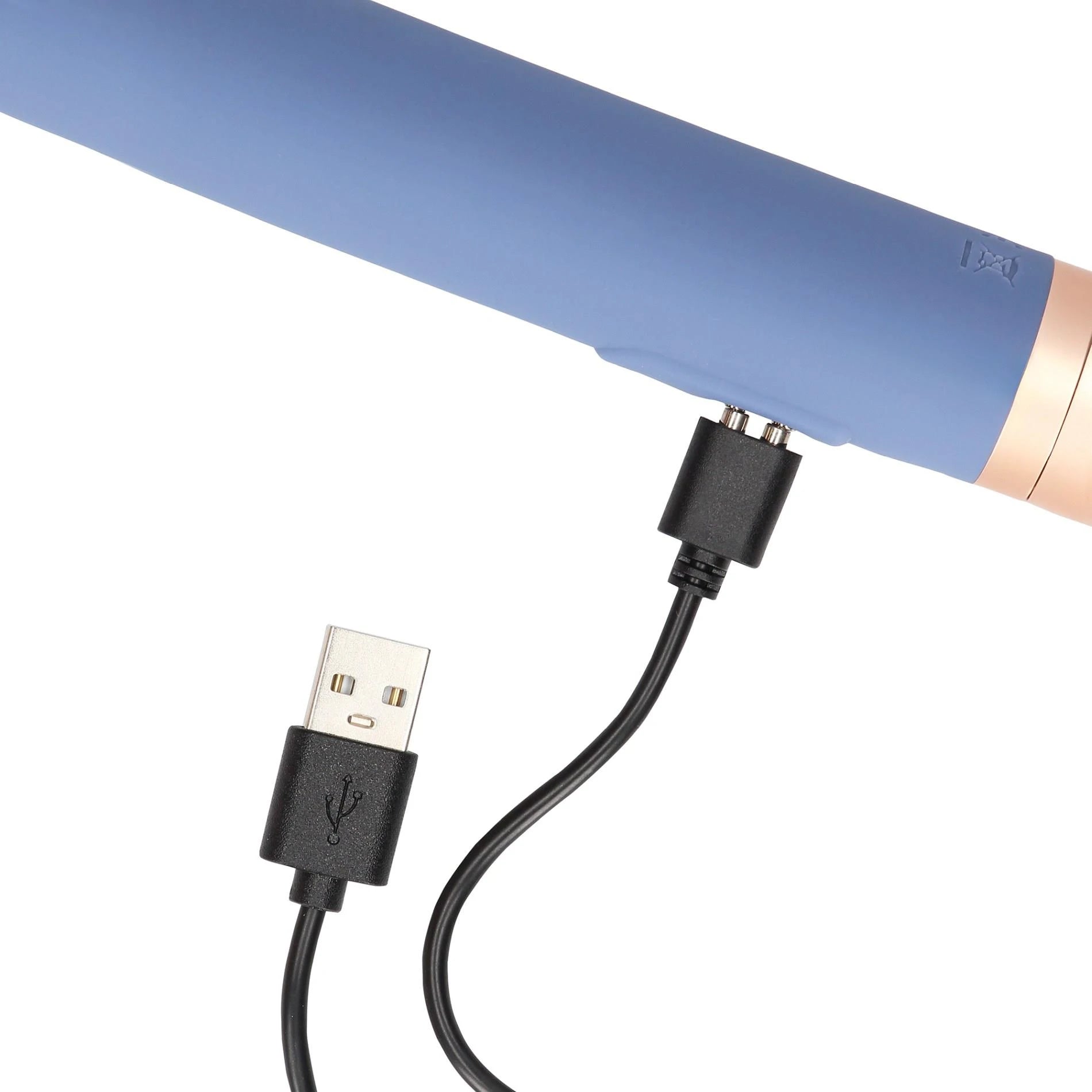 Vibromasseur de voyage avec compartiment lubrifiant et pompe