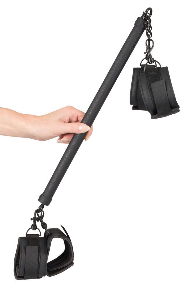 Handschellen Spreader Bar – schwarz | fetish Collection