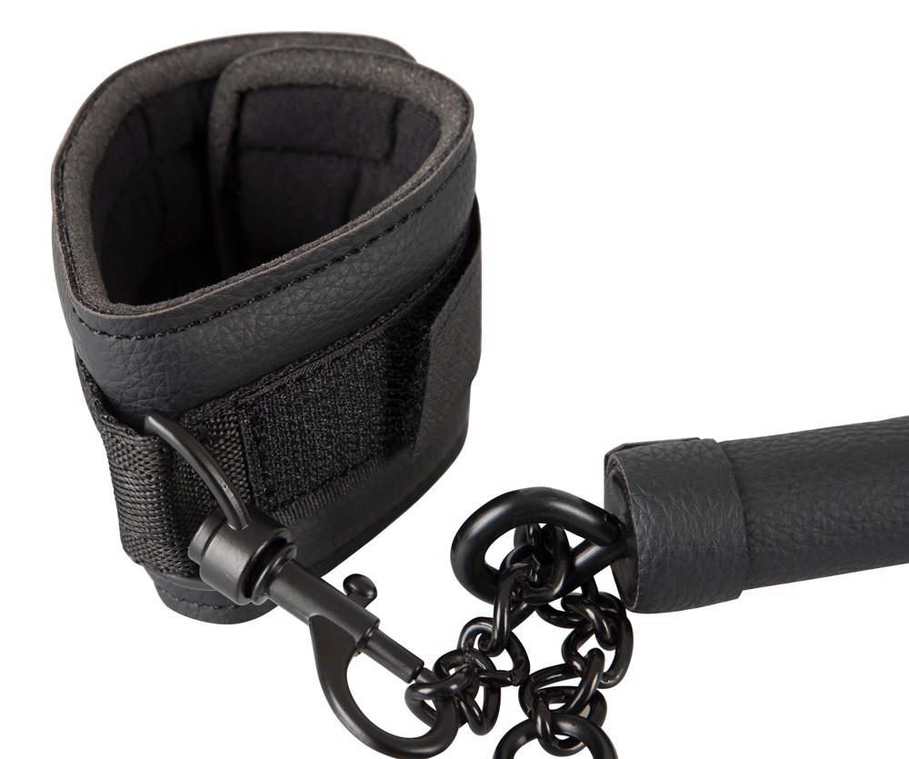 Handschellen Spreader Bar – schwarz | fetish Collection