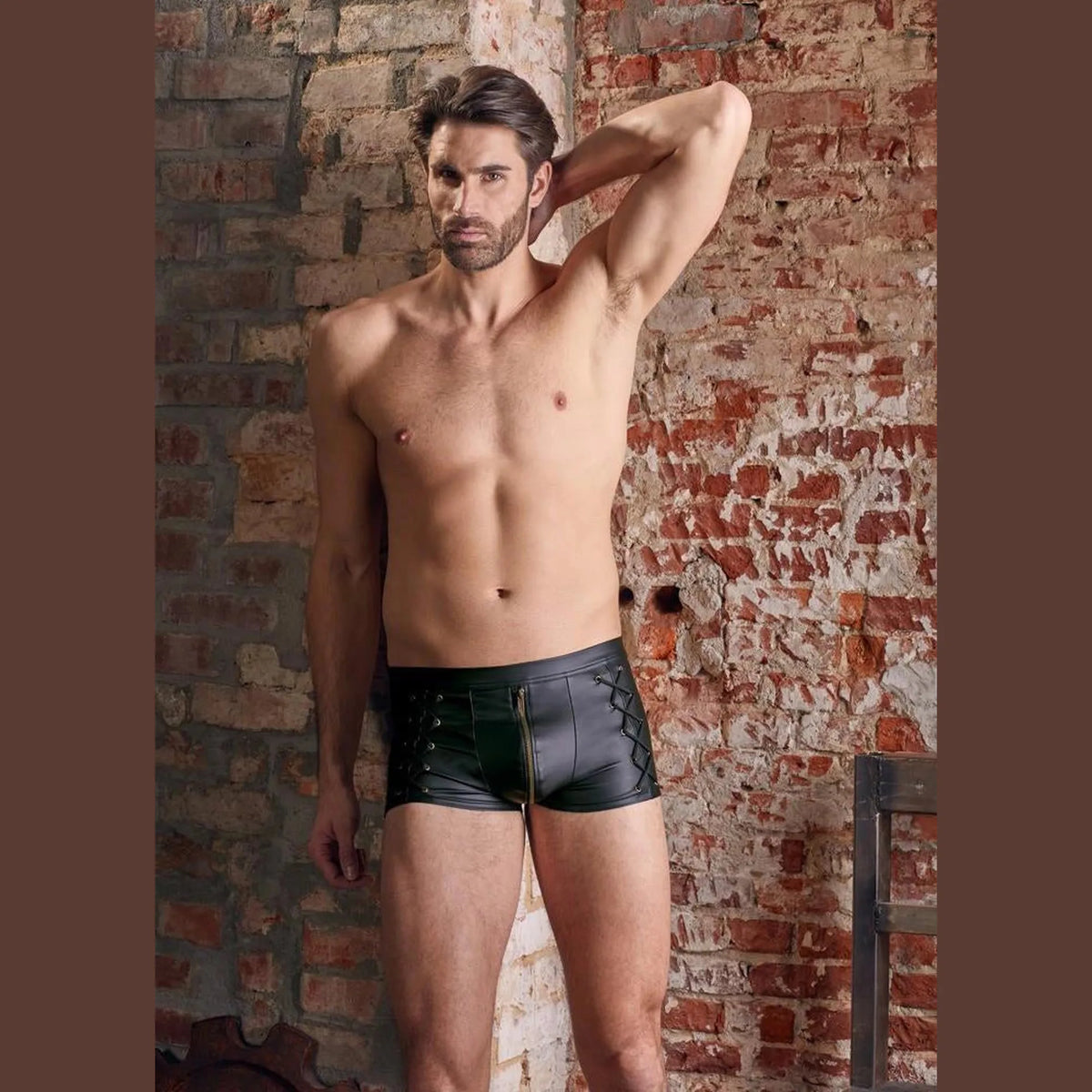 Calças de homem Pants – preta 21325241711 | NEK