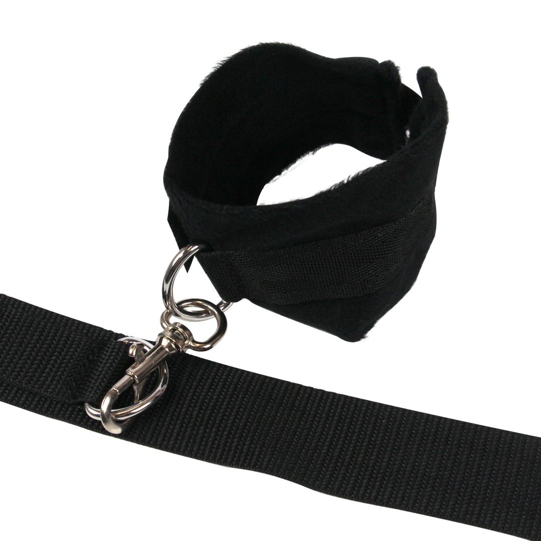 Atadura bondage Over the Door Cross – negra | Ouch!