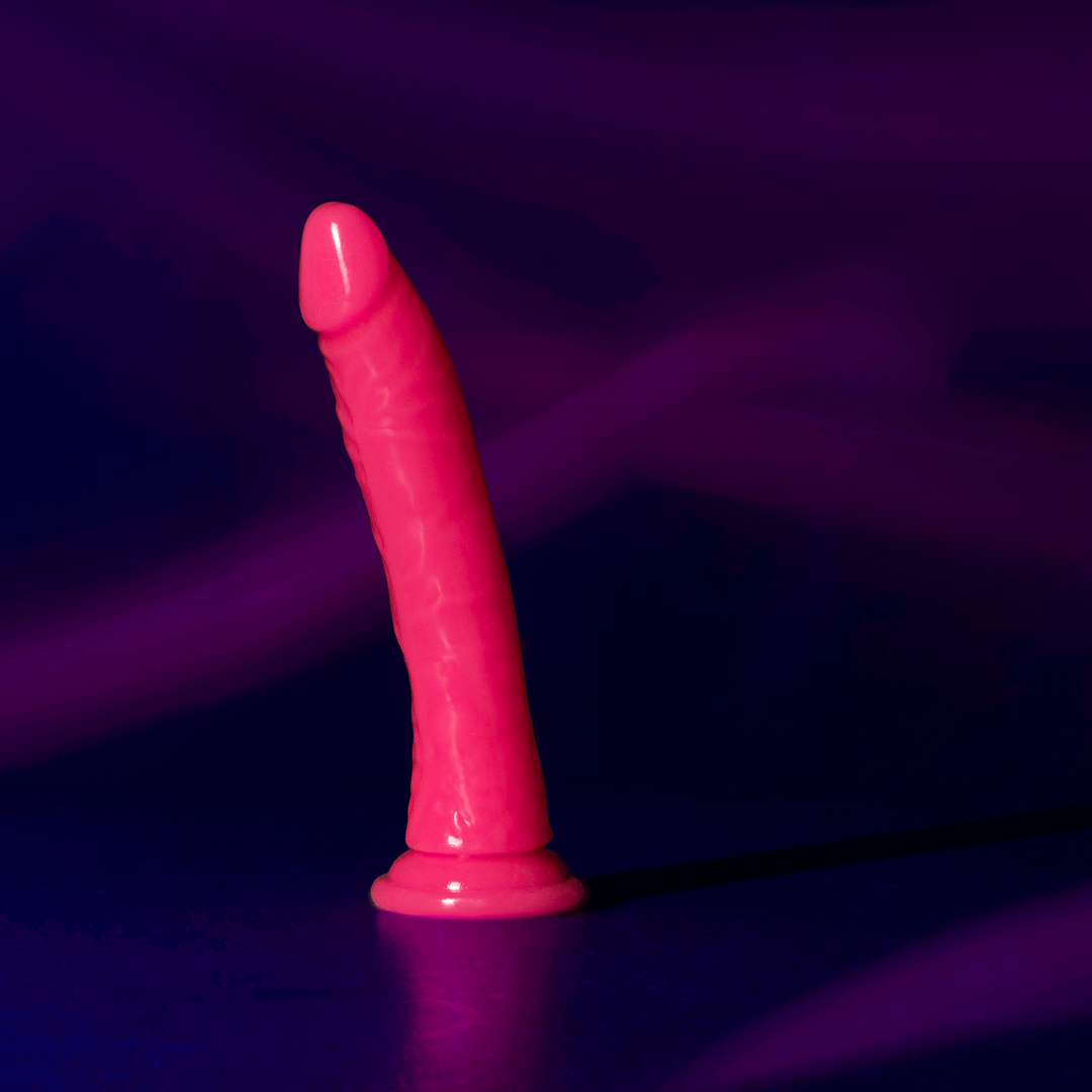 Dildo – mit Saugnapf, leuchtend, grün 6.2 cm | RealRock