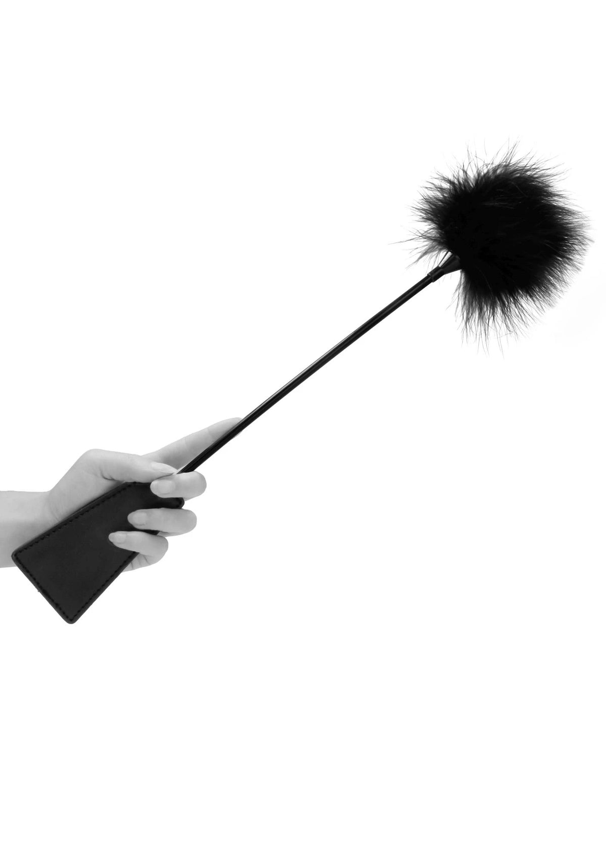 Látigo Crop with Tickle Feather – negro | Ouch!