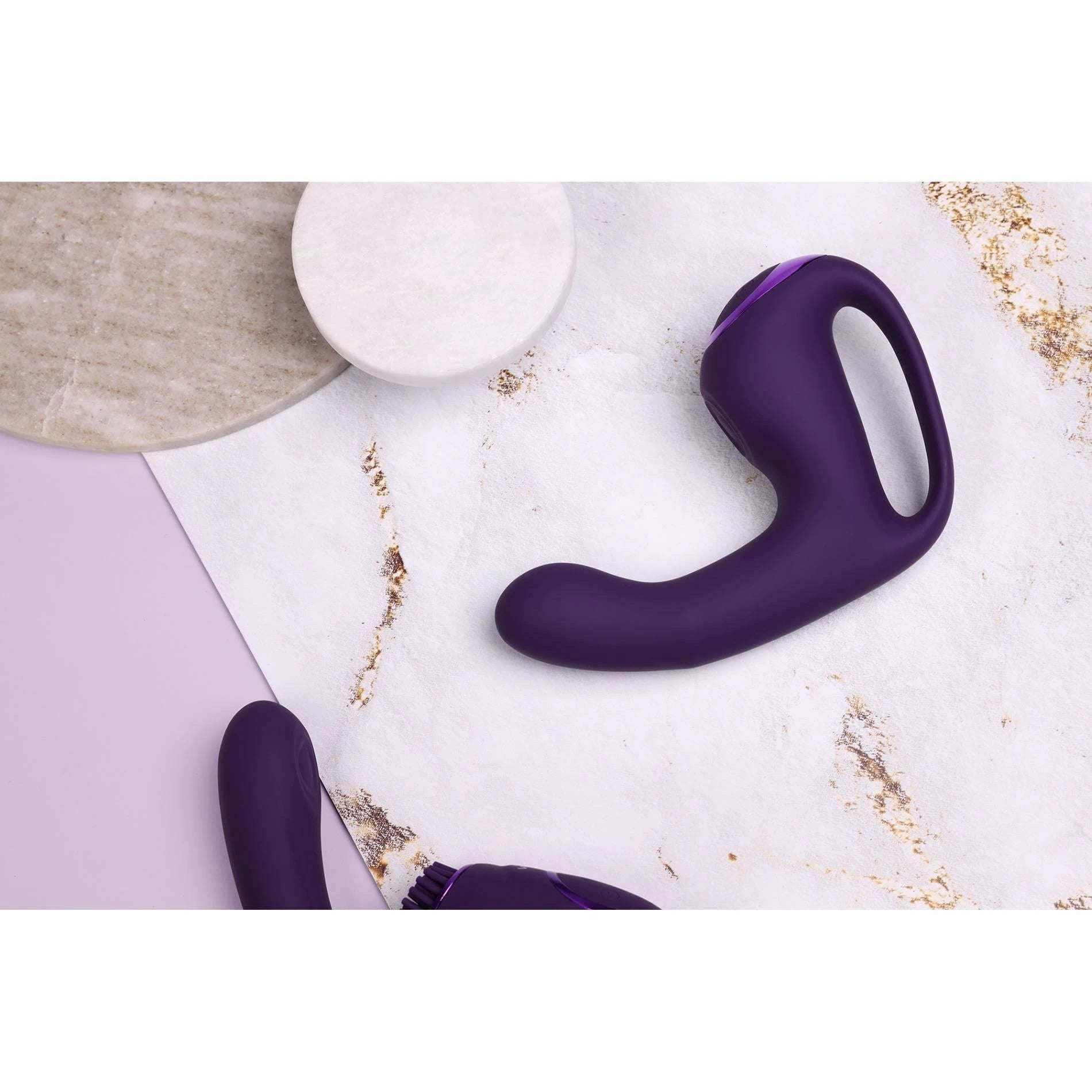 Riko – Vibrateur rechargeable triple action avec mouvement de doigt avancé et stimulateur d'ondes pulsées – Violet