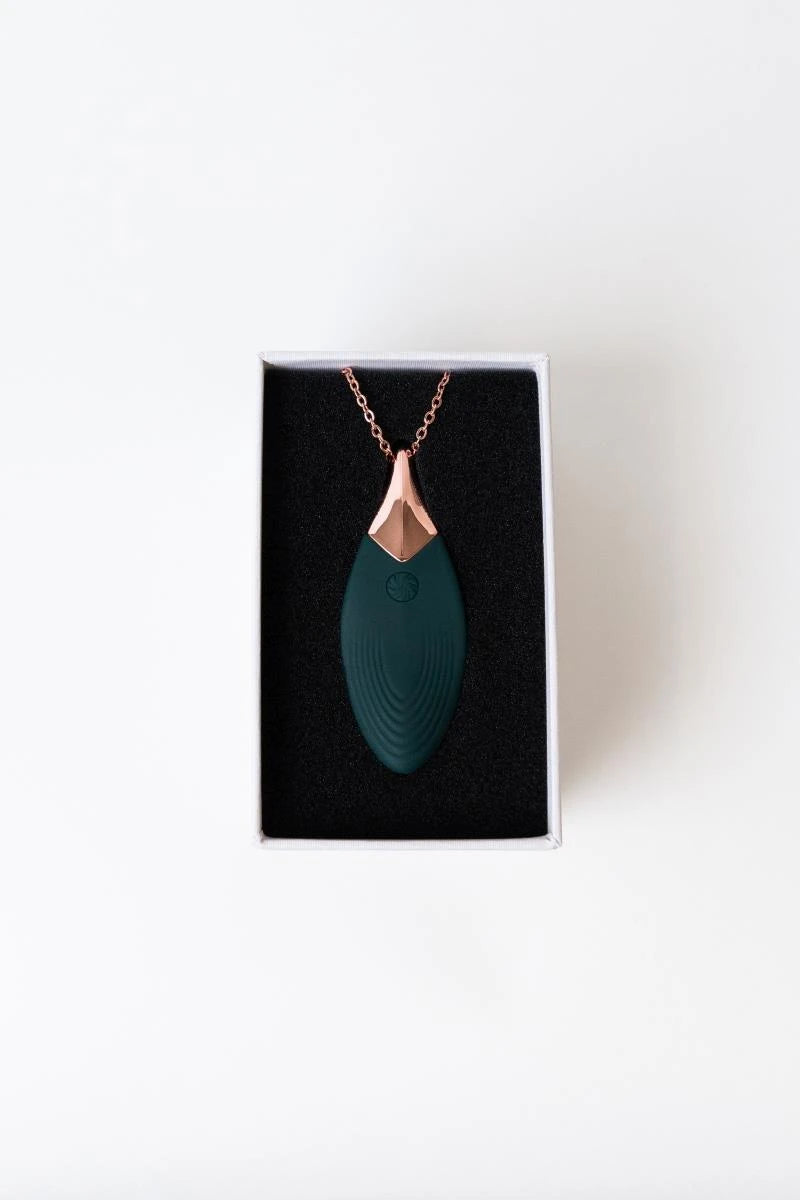 Vibrating necklace Liberty Leaf