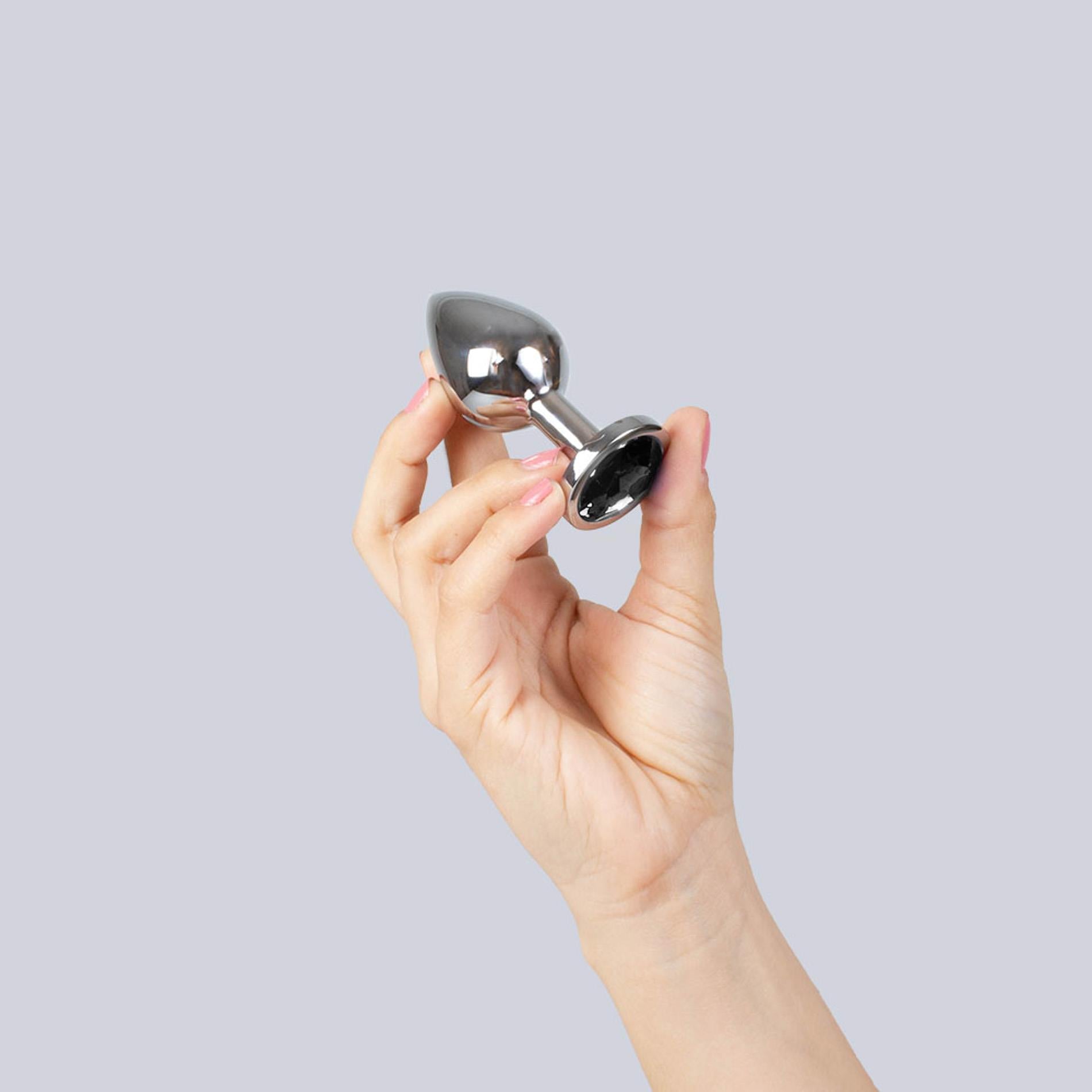 BLACK JEWELLED METAL BUTT PLUG M