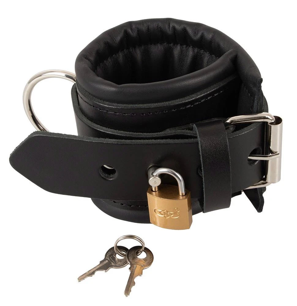 Menottes en cuir