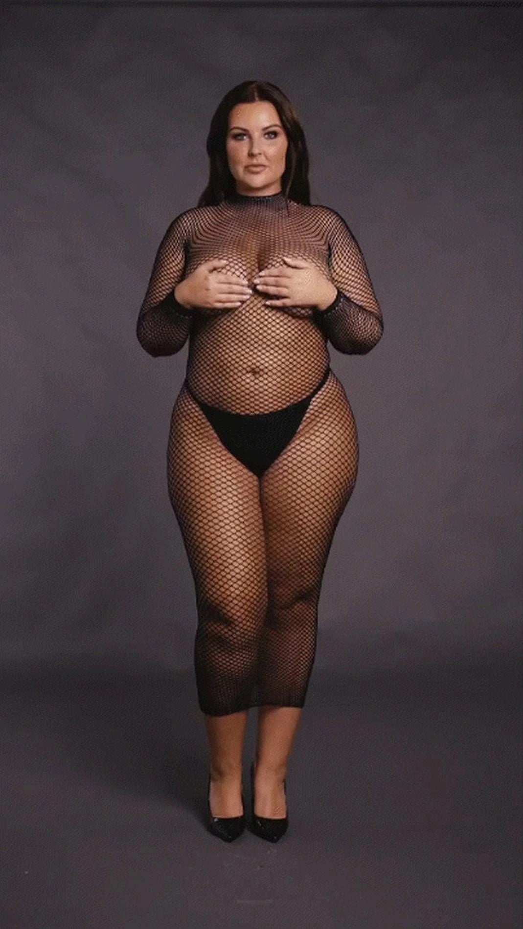 Long dress with a fishnet structure and turtleneck.