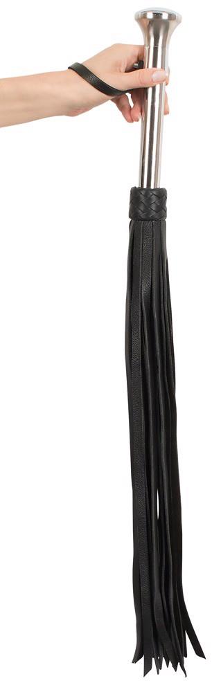 Flogger in leather