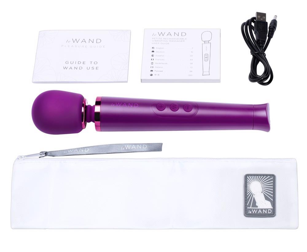 Le Wand Petite Cherry Recharge