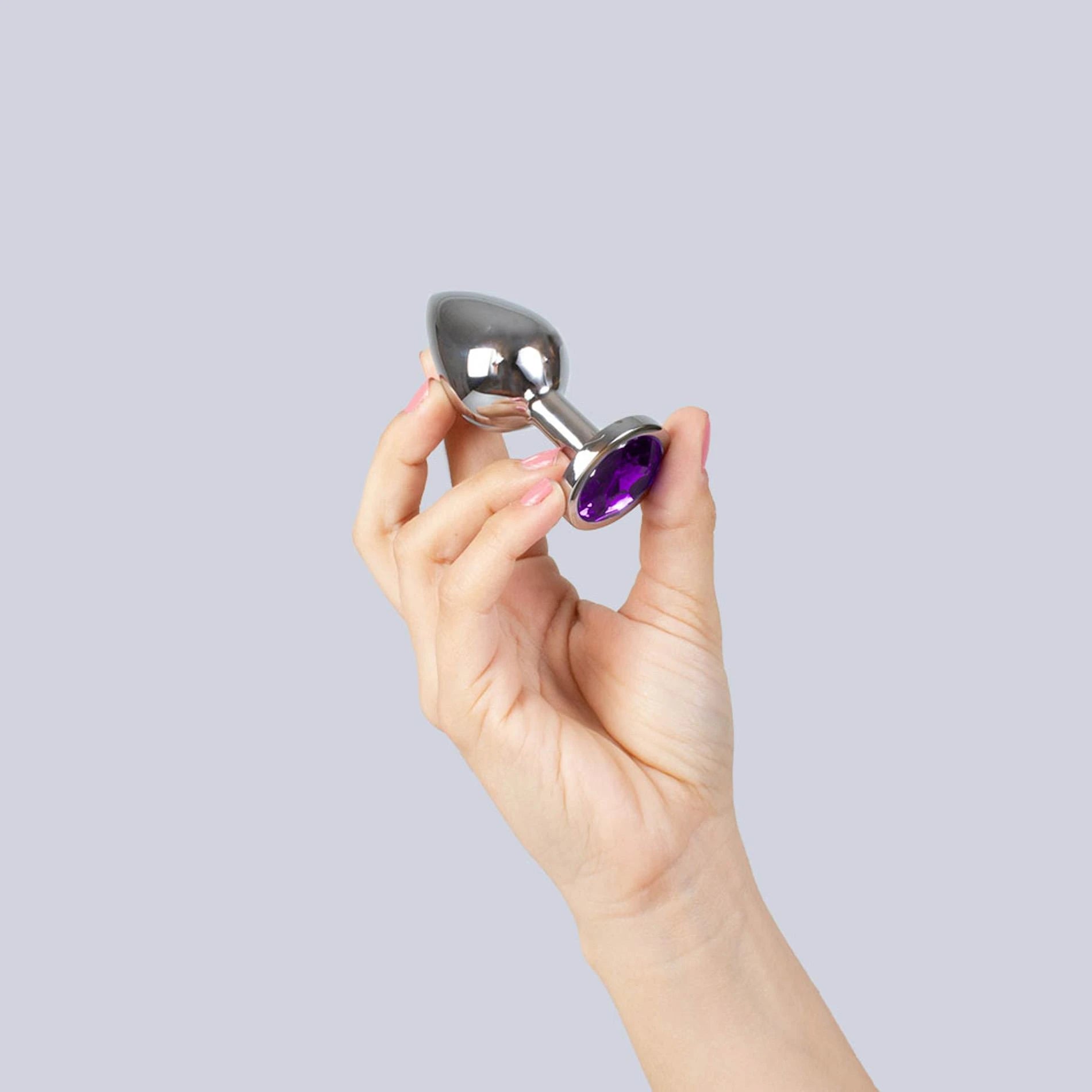 PURPLE JEWELLED METAL BUTT PLUG M