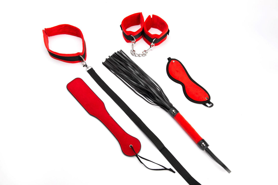 Red Bondage Set