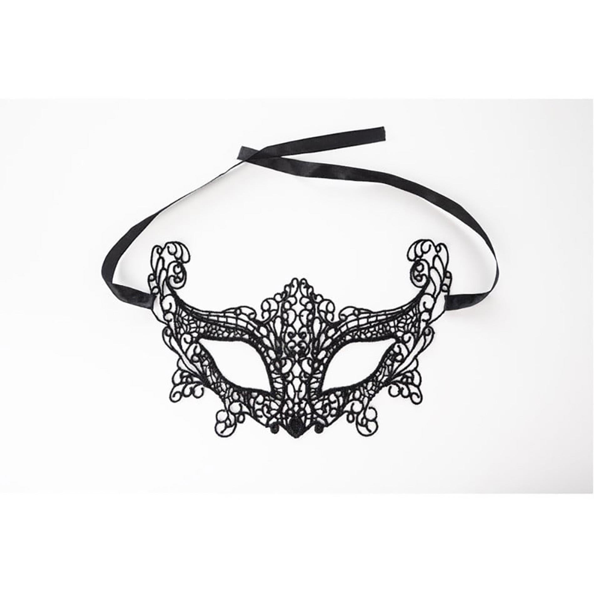 Flexible mask, perfect for masquerade