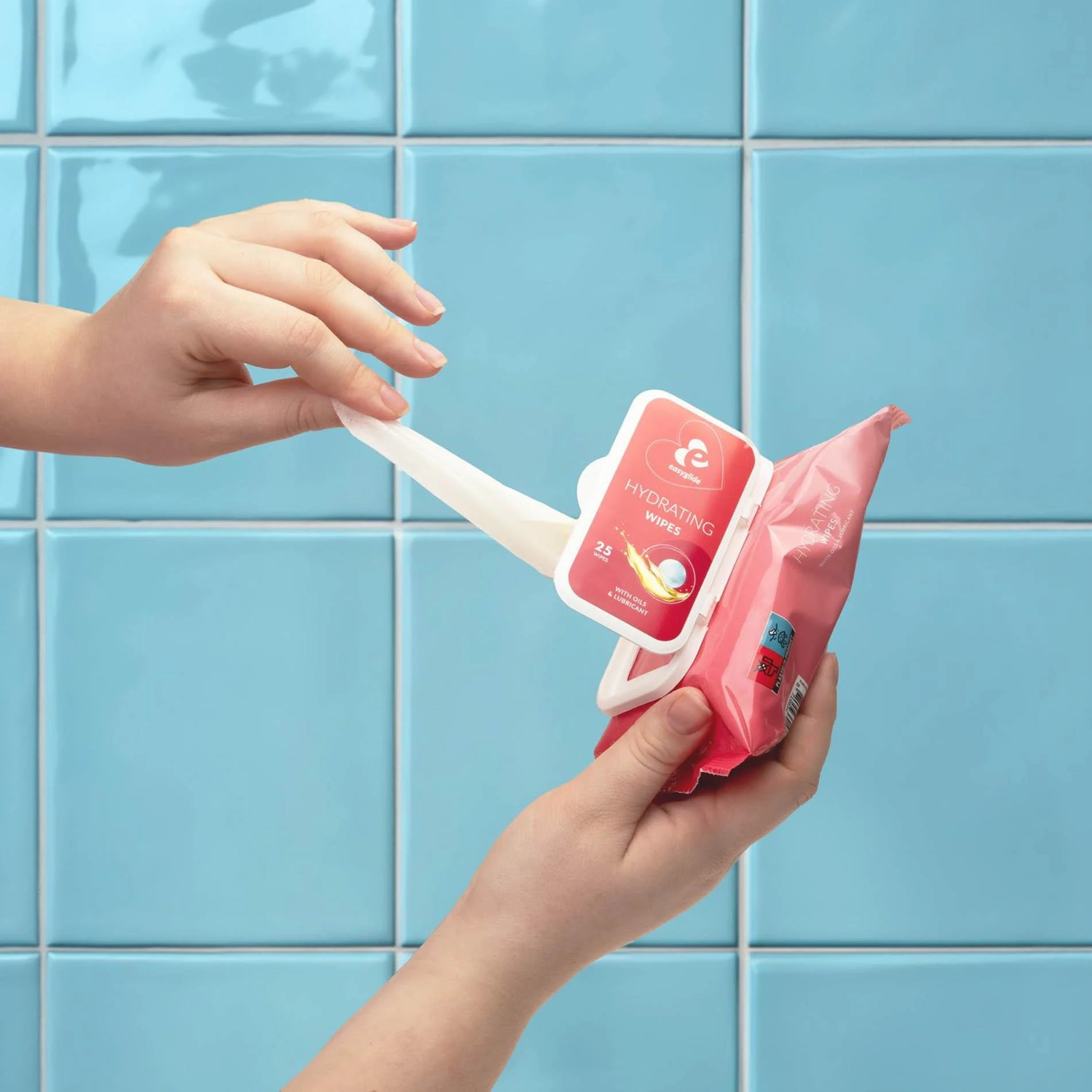 EasyGlide - Hydrating Wipes with Lubricant and Oils 25 wipes