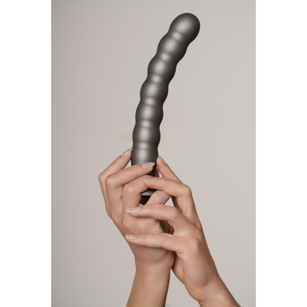 Godemichet perlé en silicone point G - 8'' / 20,5 cm - Gunmetal