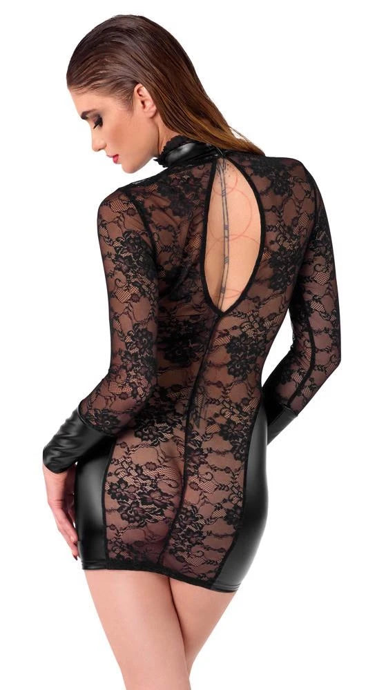 Robe noire col S